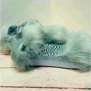 KEDS Slippers/furry sandals, Ladies Size 9.  NEW, Waterproof, synthetic fur BLUE